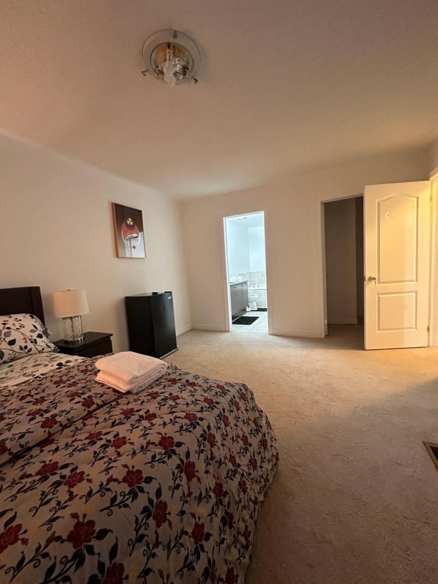 Bellhaven Beautiful Home Brampton Esterno foto